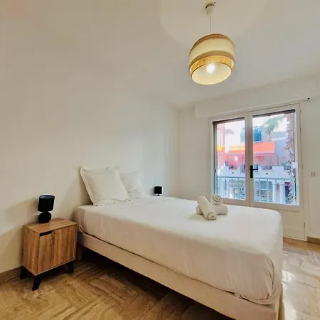 Apartment T3 Lumineux - 6 Pers - Hypercentre - Climatise - Gare Sncf A 200 M - Parking Prive - A 100 M *